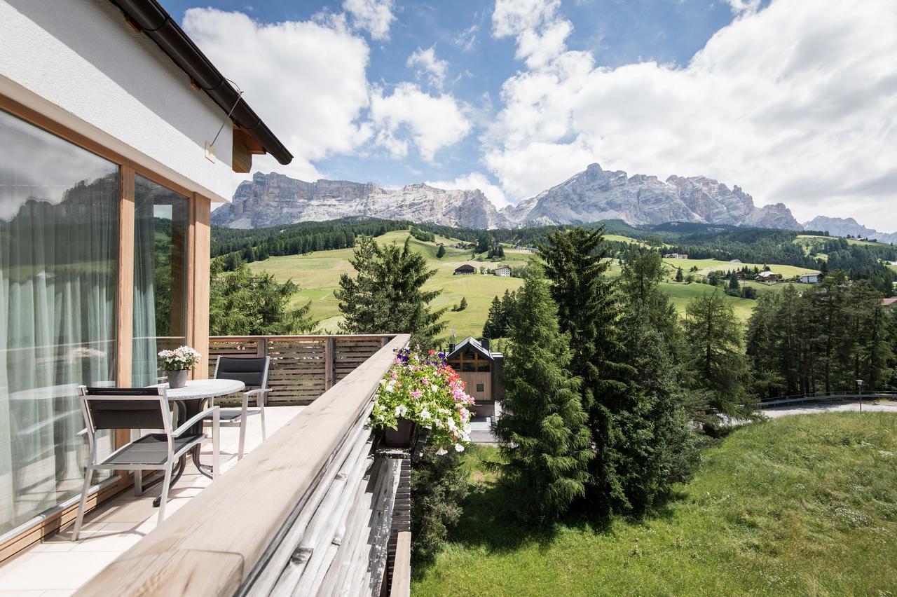 Alpine Hotel Ciasa Lara Stern Exterior foto